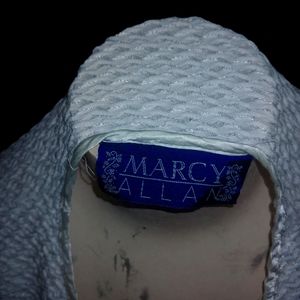 A blouse white blouse